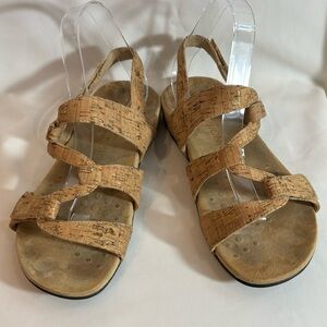 VIONIC Sz 8 Amber Sandals Mixed Media Hook & Loop Closure Orthotic Insole Shoes